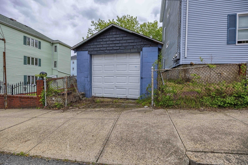 278 Division St, Fall River, MA Photo #2