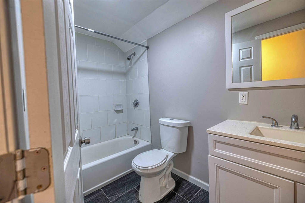 278 Division St, Fall River, MA Photo #17