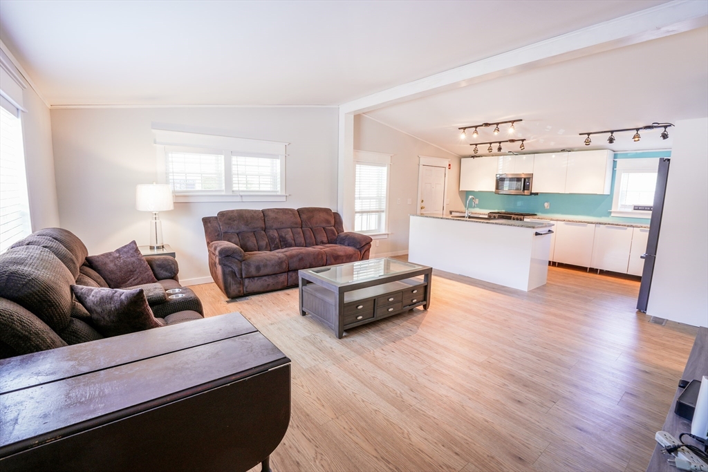 170 Champagne Road