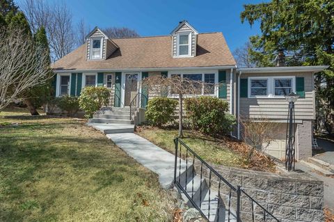 36 Middle St Woburn MA 01801
