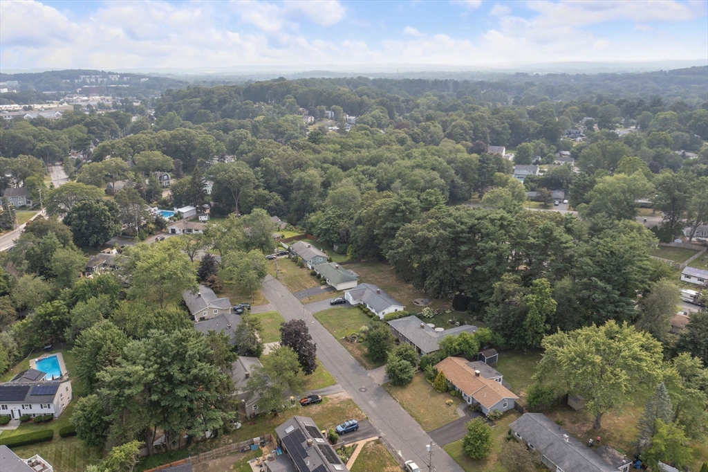 13 Campello Rd
