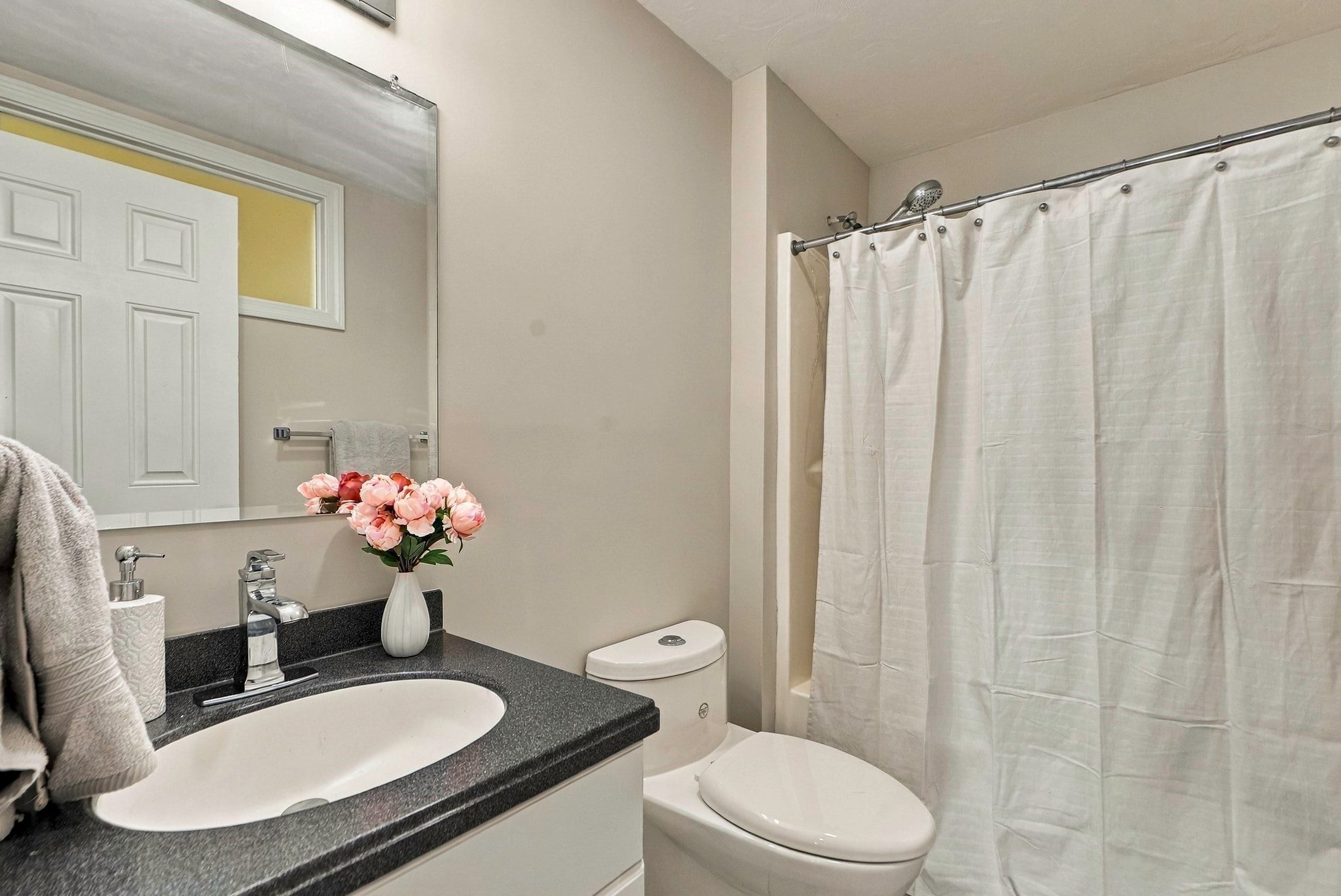 139 Captain Eames Cir #139, Ashland, MA, 139 Captain Eames Cir #139, Ashland, MA Photo #25