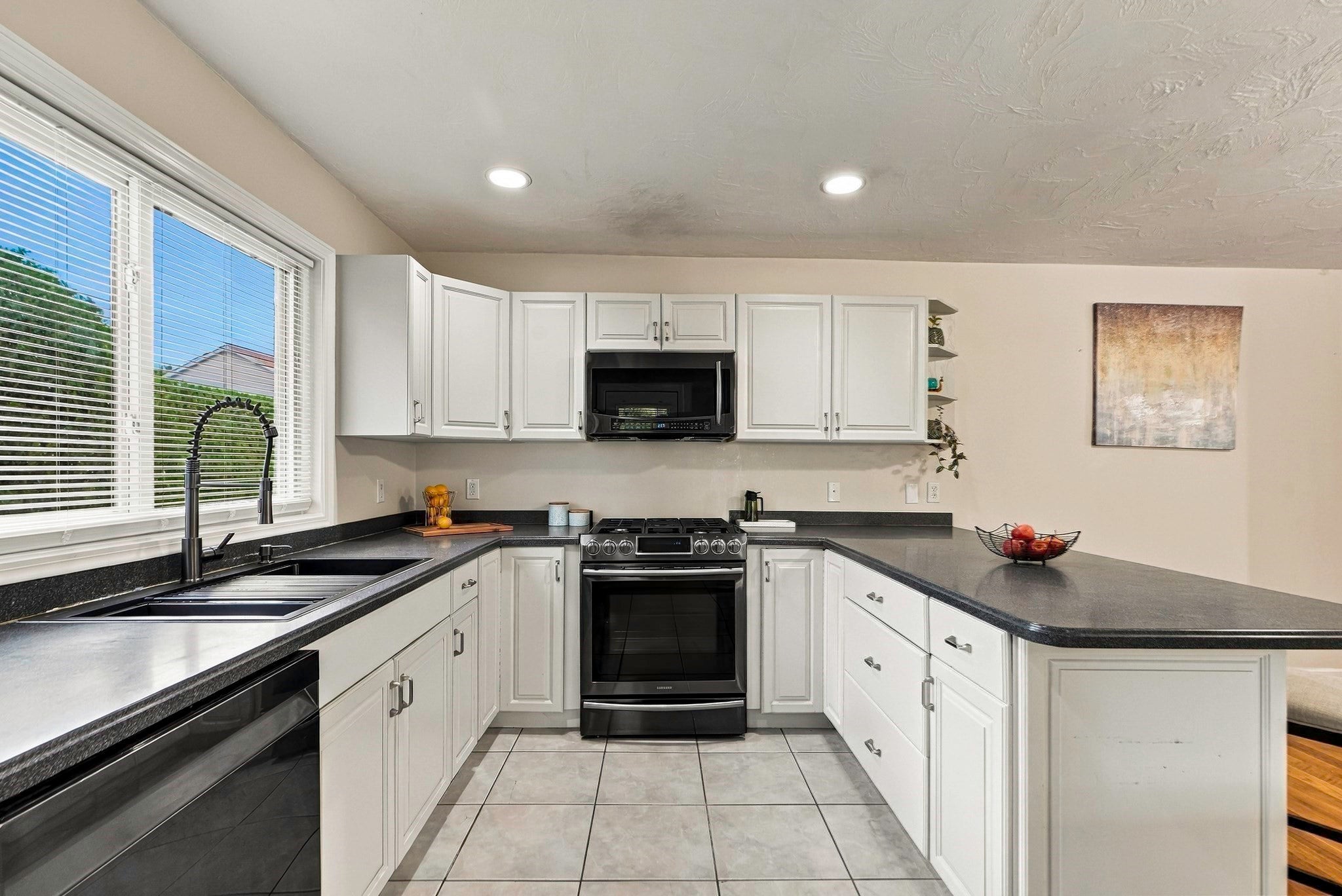 139 Captain Eames Cir #139, Ashland, MA, 139 Captain Eames Cir #139, Ashland, MA Photo #12