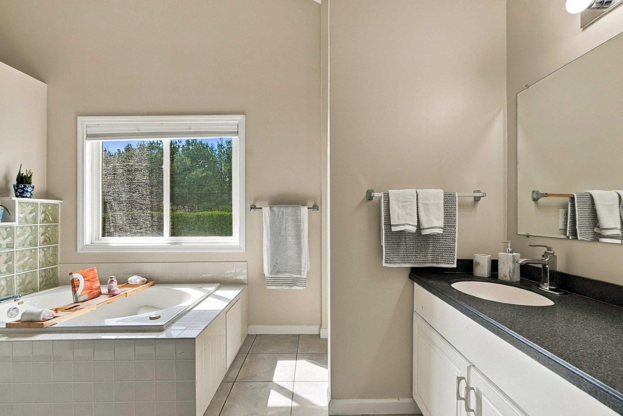 139 Captain Eames Cir #139, Ashland, MA, 139 Captain Eames Cir #139, Ashland, MA Photo #20