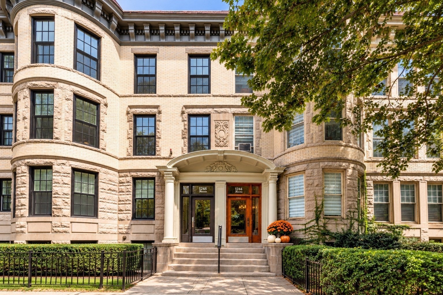 1244 Beacon St #1, Brookline, MA, 1244 Beacon St #1, Brookline, MA Photo #2