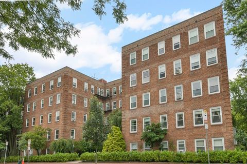 Photo of 395 Broadway #L4E, Cambridge, MA 02139 (MLS # 73156074)