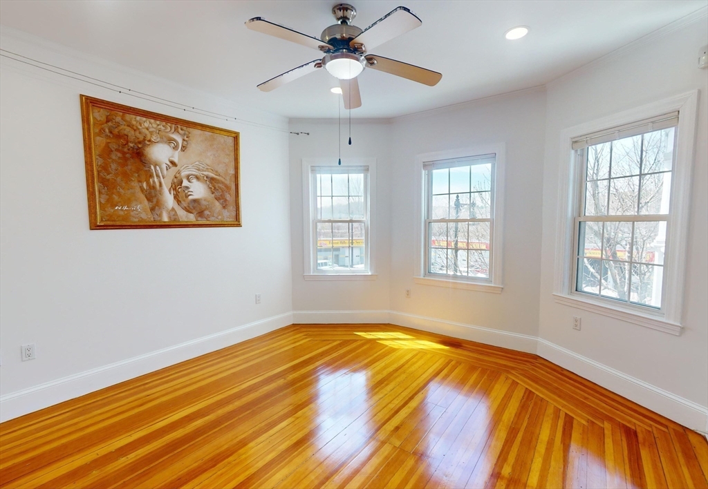 200 Hyde Park Ave 2