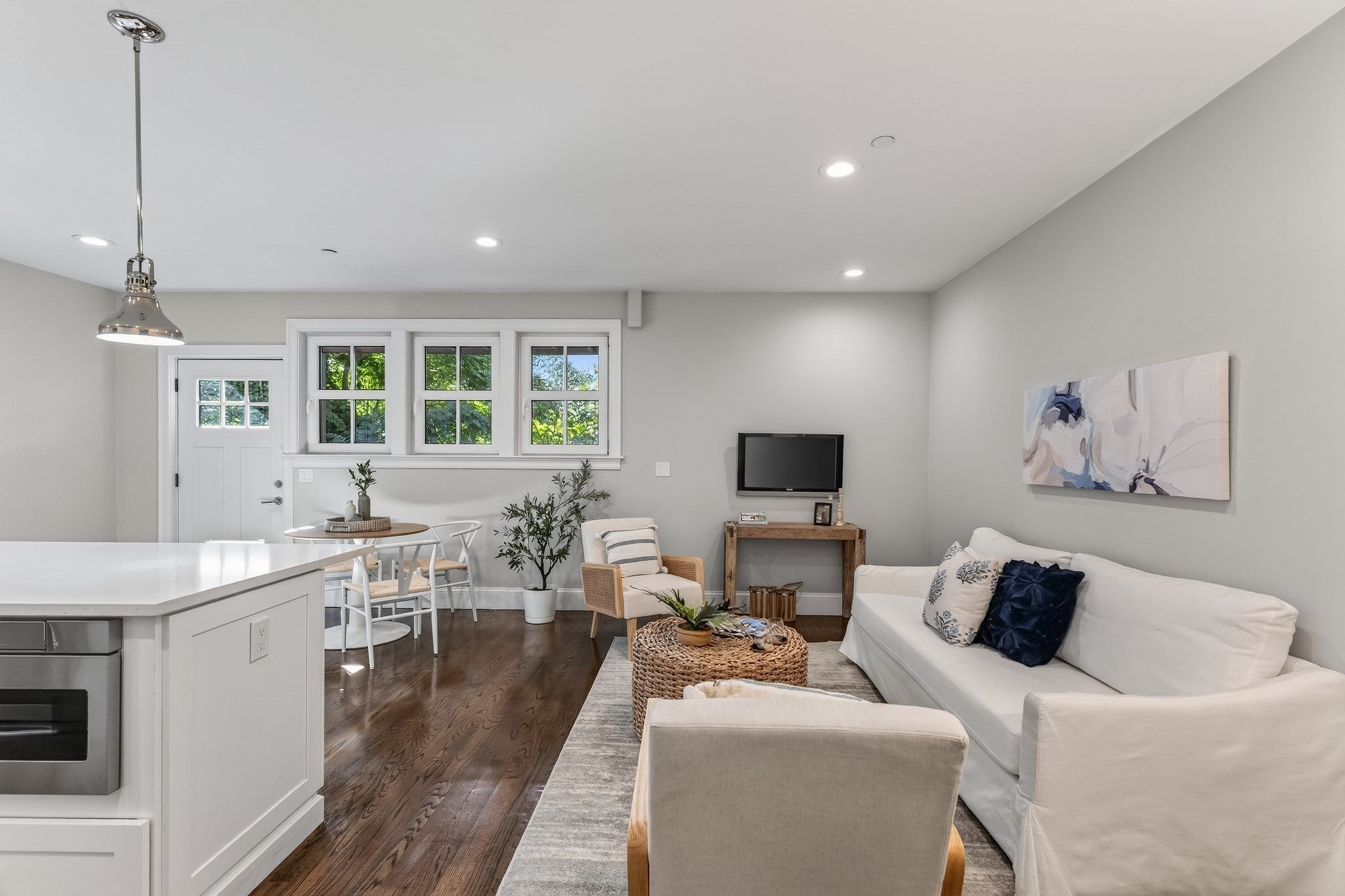 52 River St 2