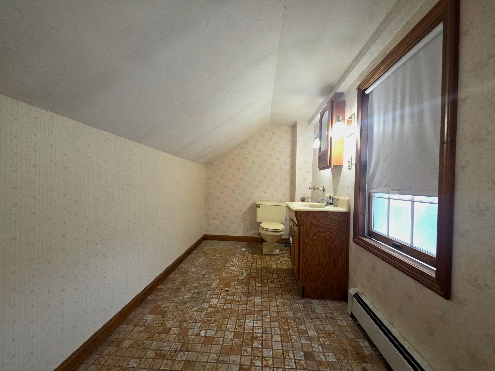 4 Upham St, Salem, MA, 4 Upham St, Salem, MA Photo #19