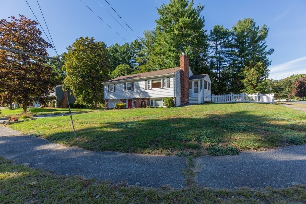 10 Fredrick Drive, Wilmington, MA, 10 Fredrick Drive, Wilmington, MA Photo #2