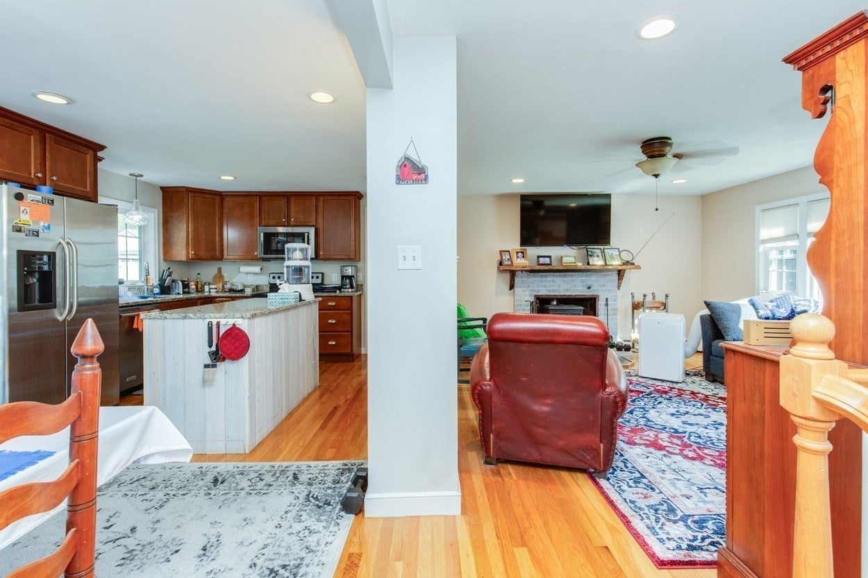 10 Fredrick Drive, Wilmington, MA, 10 Fredrick Drive, Wilmington, MA Photo #10