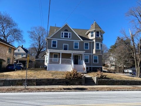 22 Howard Street 2 Right Melrose MA 02176