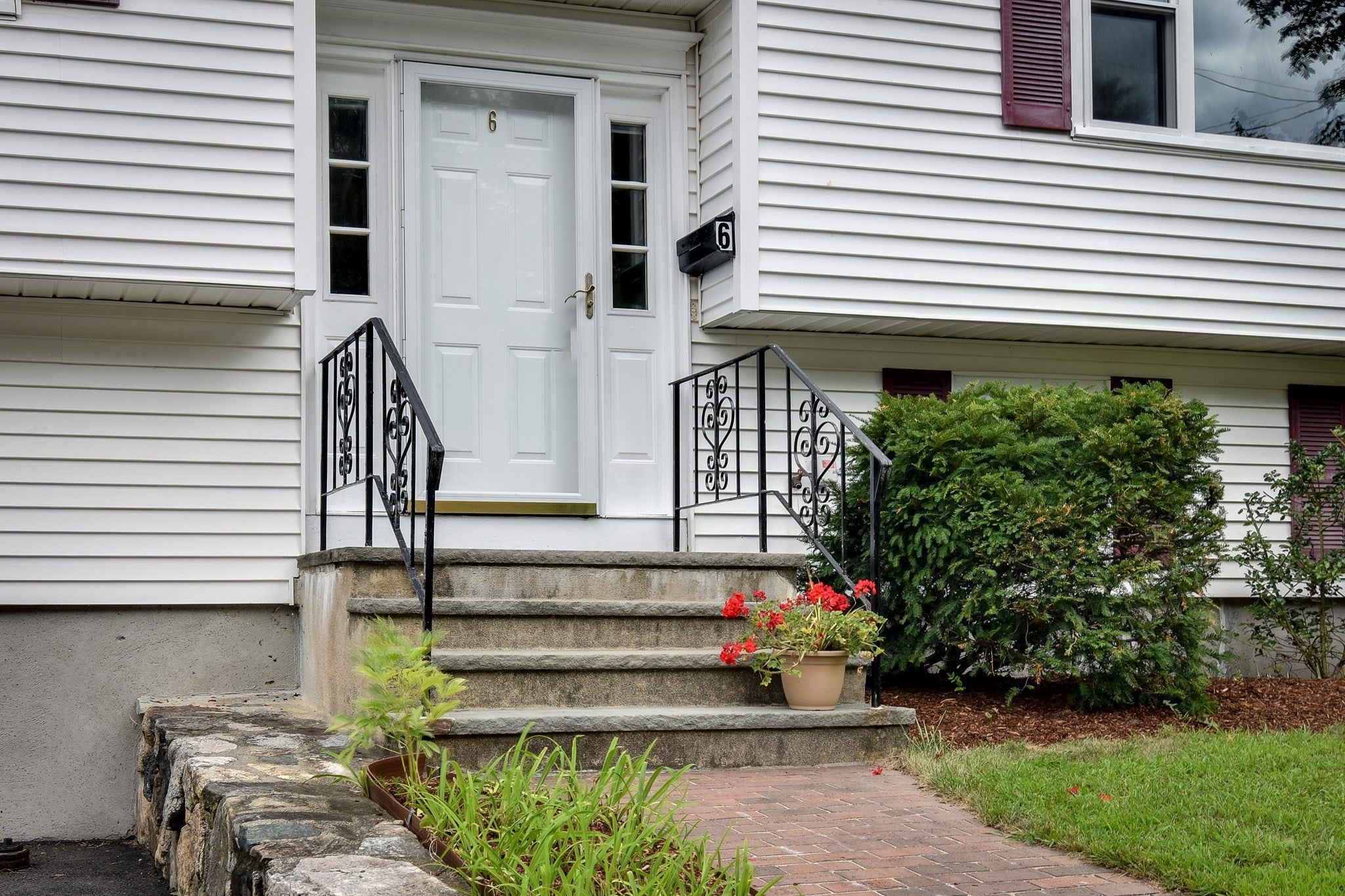 6 Salvi Drive