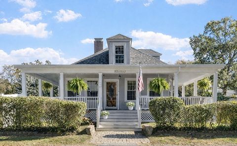 Photo of 42 Hewitt Avenue, North Andover, MA 01845 (MLS # 73482770)