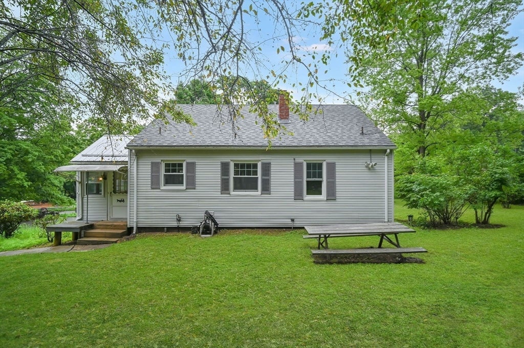 59 Vining Hill Rd