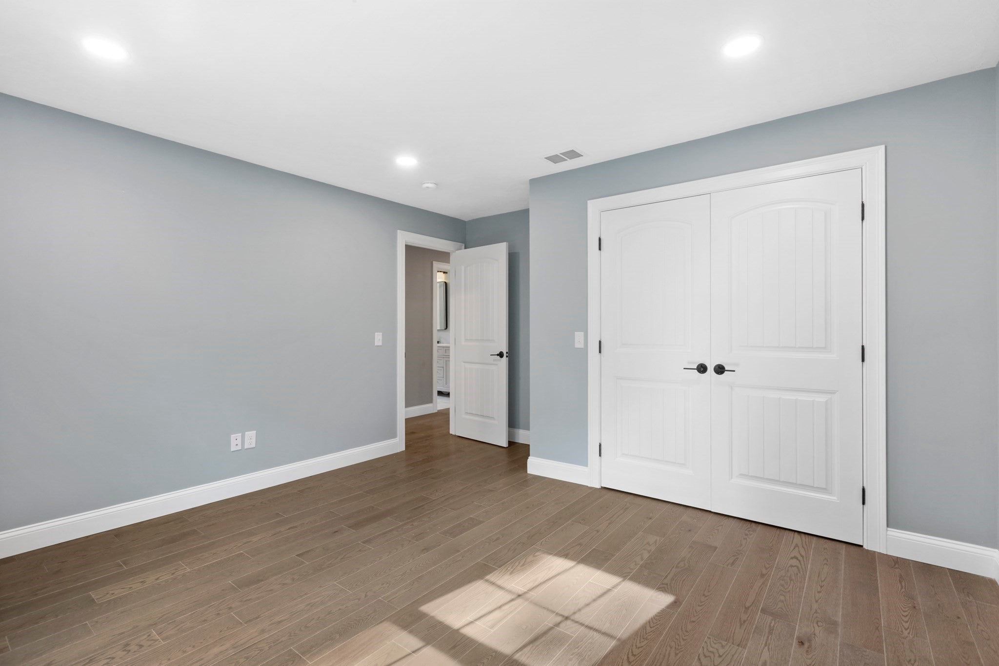 24 Cooper Rd, Webster, MA, 24 Cooper Rd, Webster, MA Photo #28