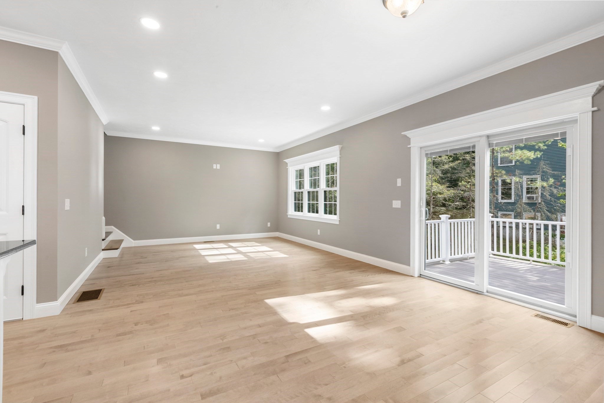 24 Cooper Rd, Webster, MA, 24 Cooper Rd, Webster, MA Photo #14