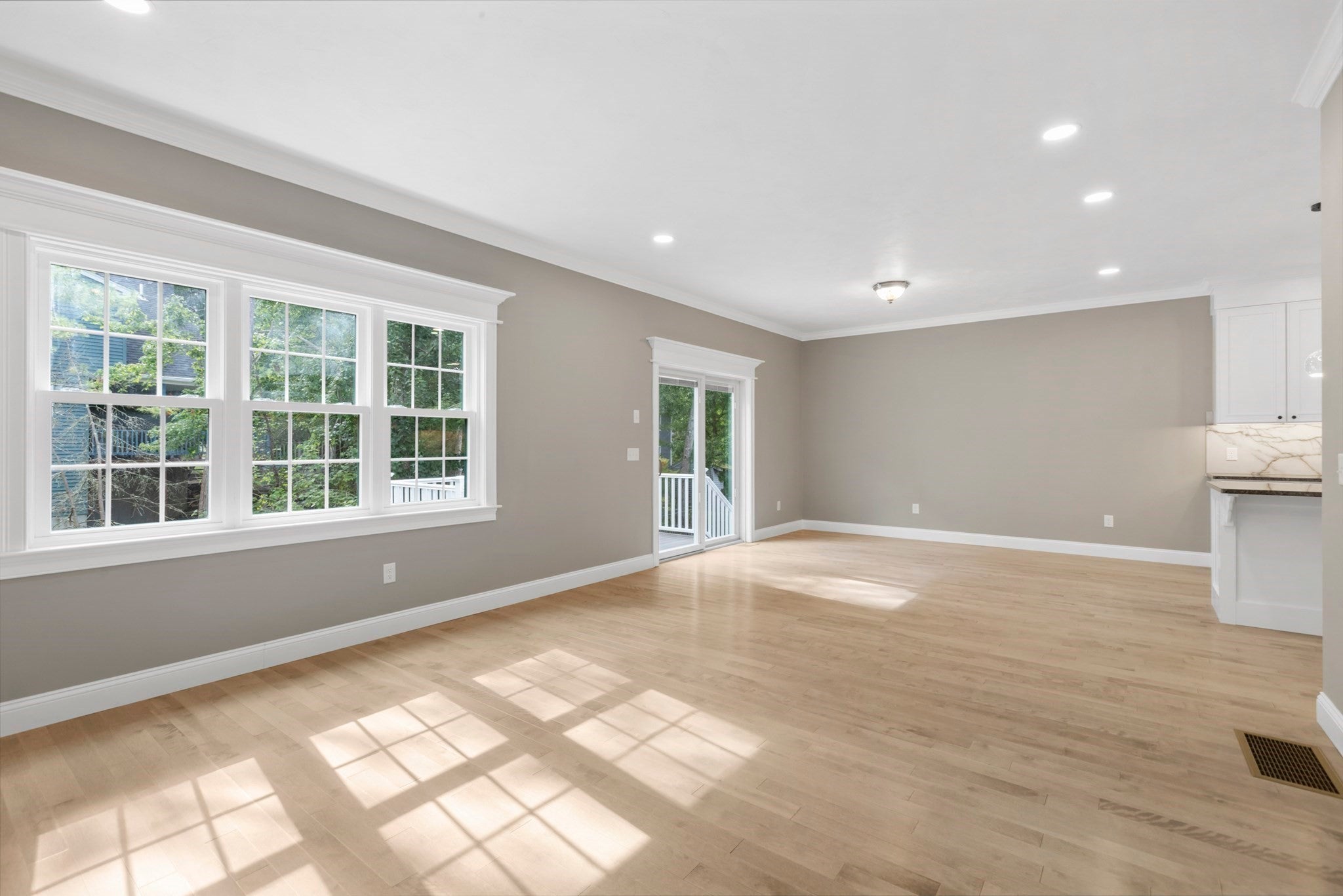 24 Cooper Rd, Webster, MA, 24 Cooper Rd, Webster, MA Photo #19