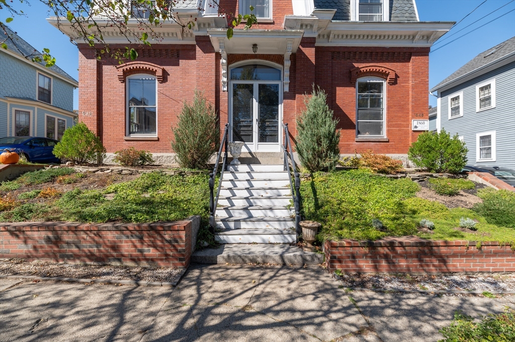 54 Kent St A