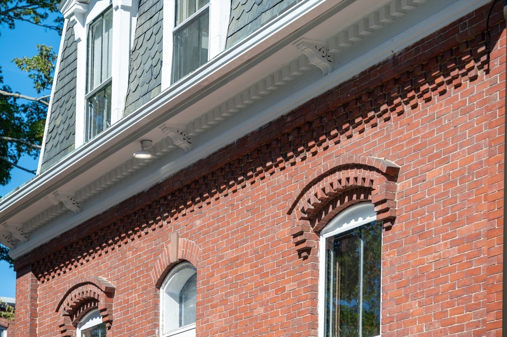 54 Kent St A