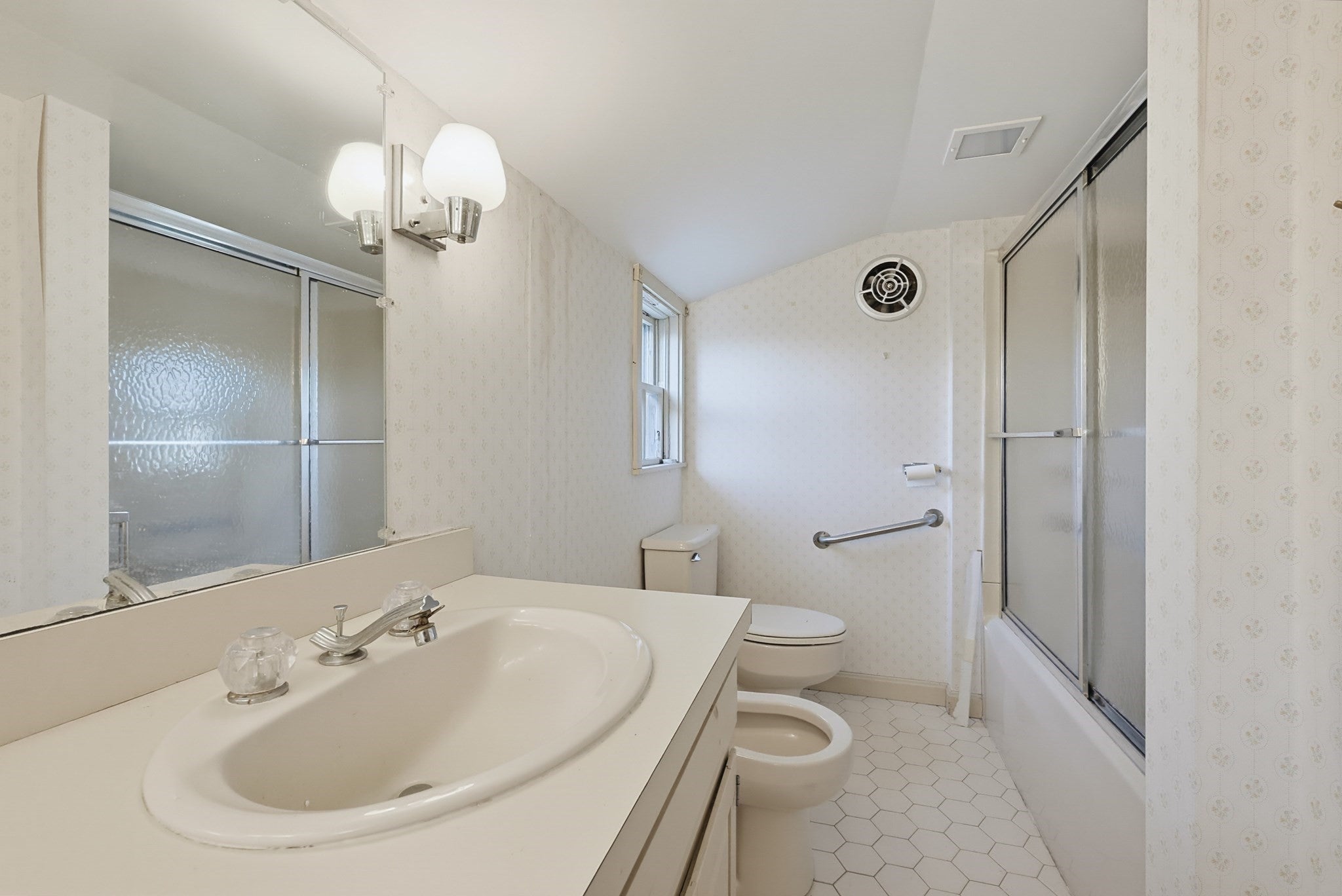 1823 Main Rd, Westport, MA, 1823 Main Rd, Westport, MA Photo #28