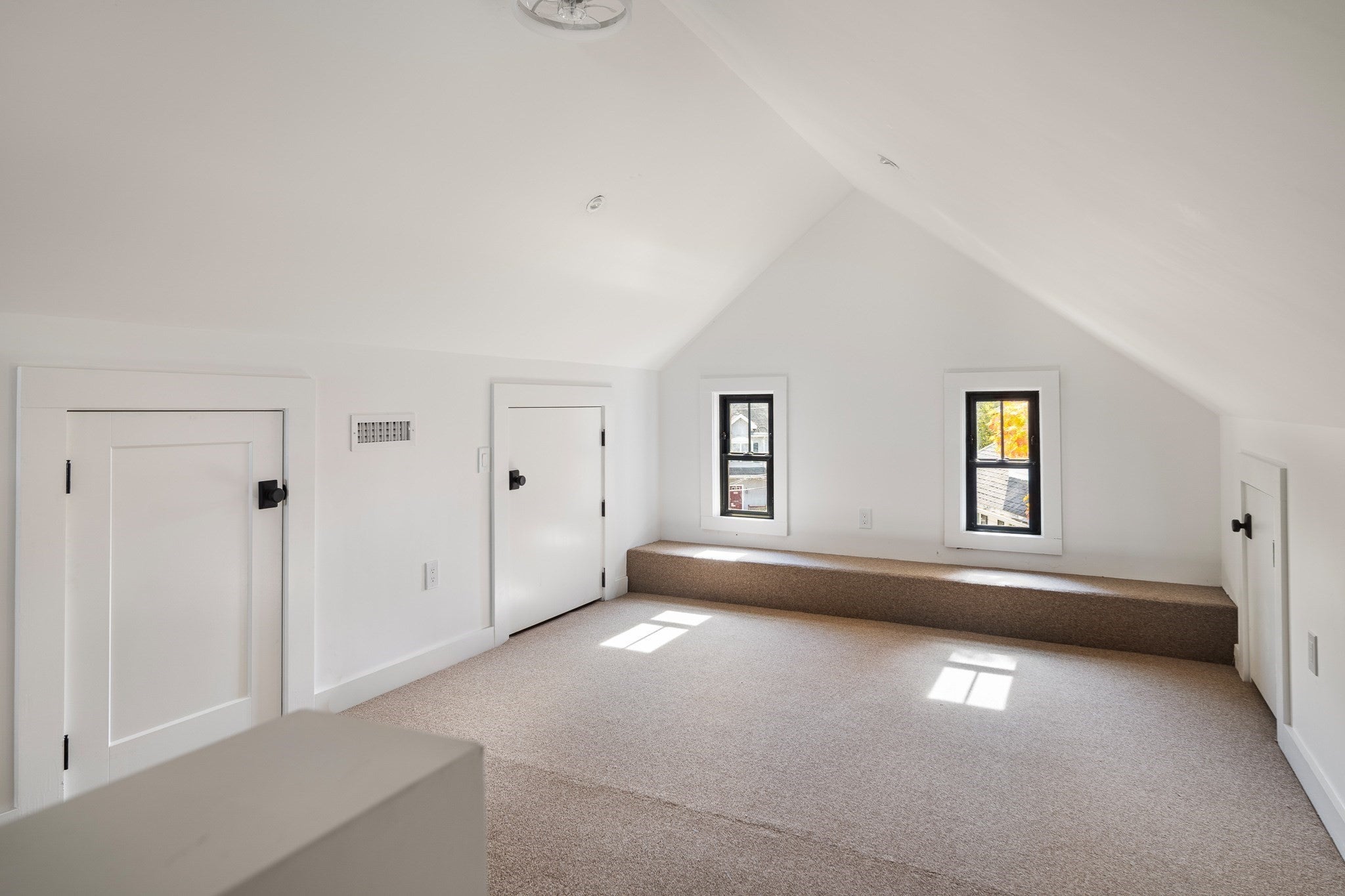 73 Davis Ave, Newton, MA, 73 Davis Ave, Newton, MA Photo #29
