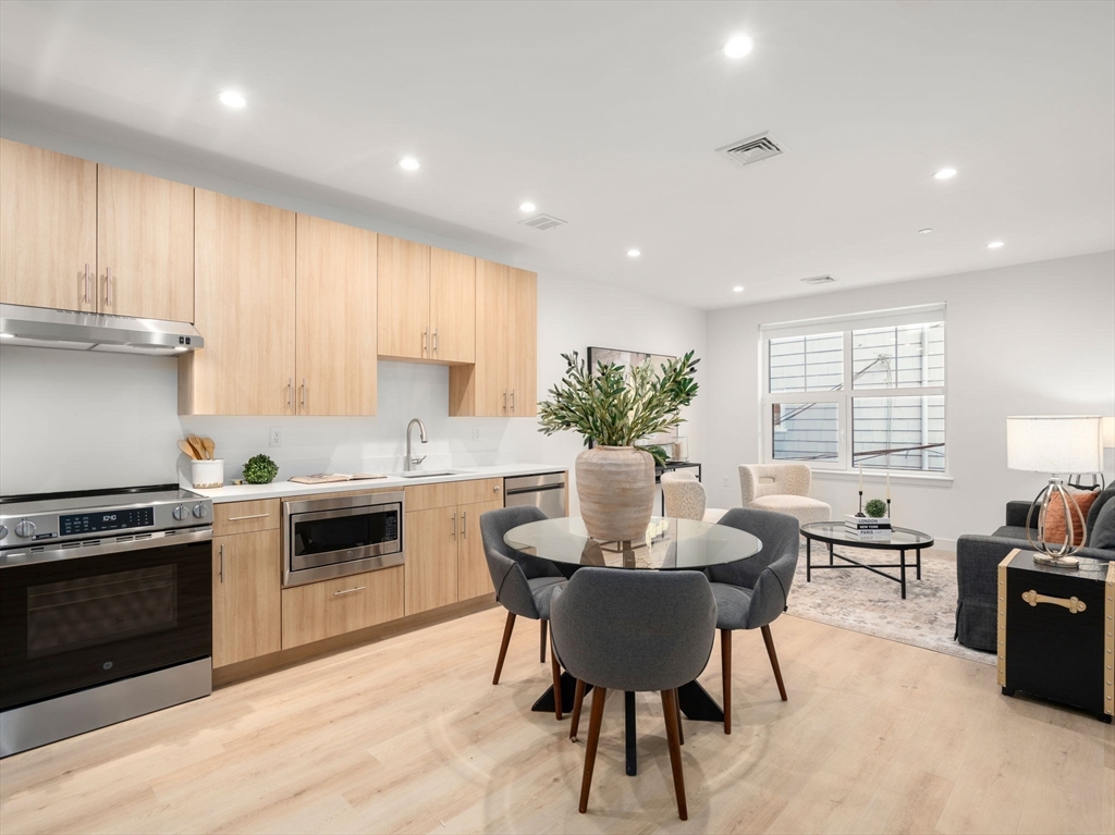 1151 Walnut St #203, Newton, MA, 1151 Walnut St #203, Newton, MA Photo #6
