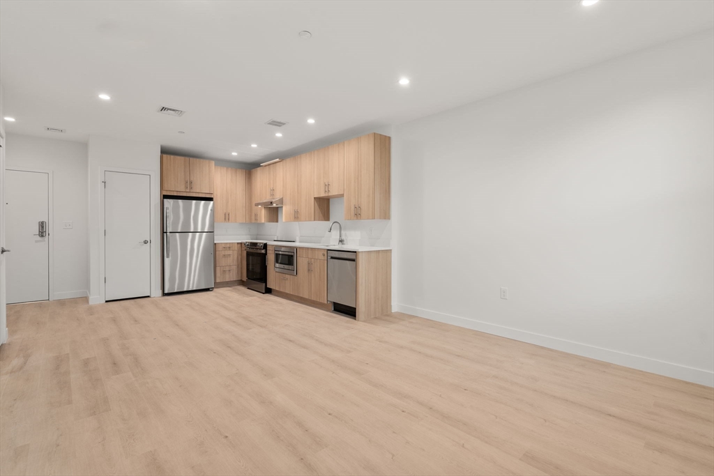 1151 Walnut St #203, Newton, MA, 1151 Walnut St #203, Newton, MA Photo #21