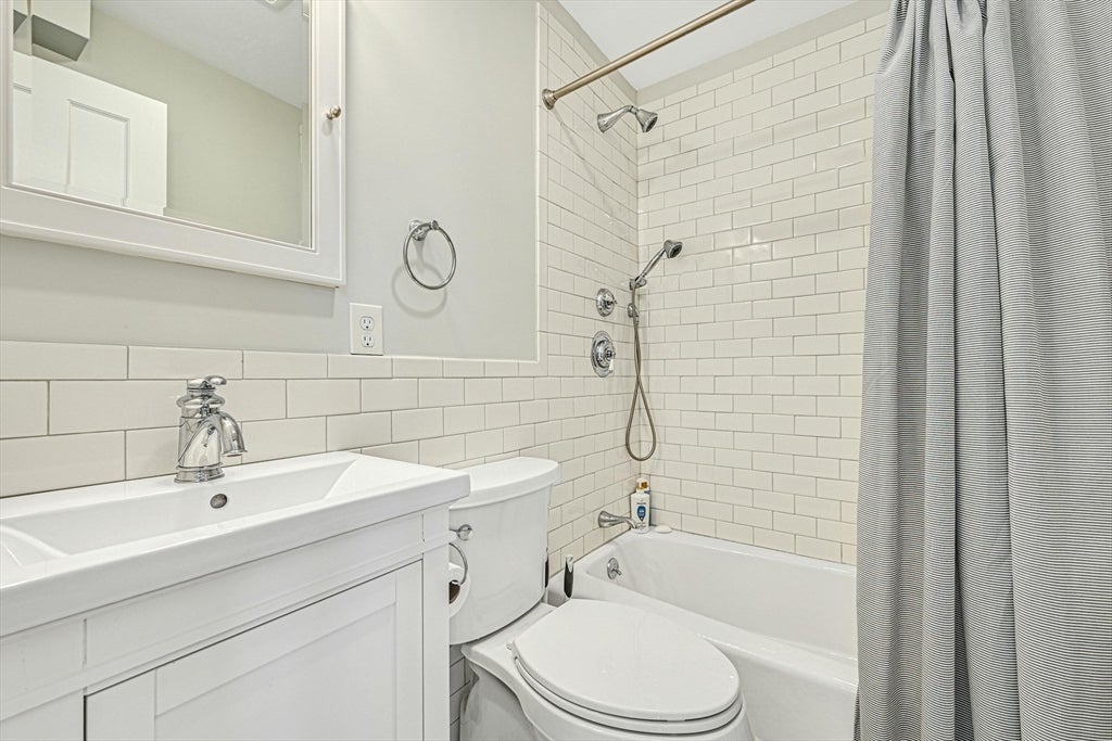 17 Pondview Ave, Scituate, MA Photo #11
