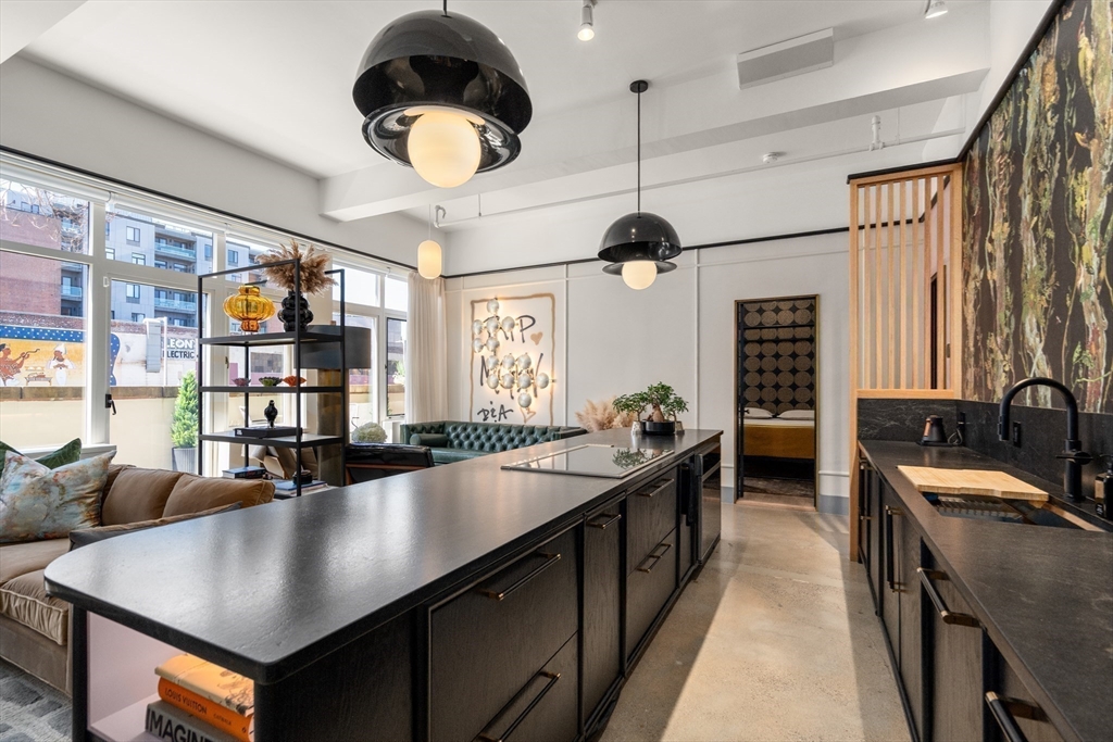 1180-1200 Washington St 117,119