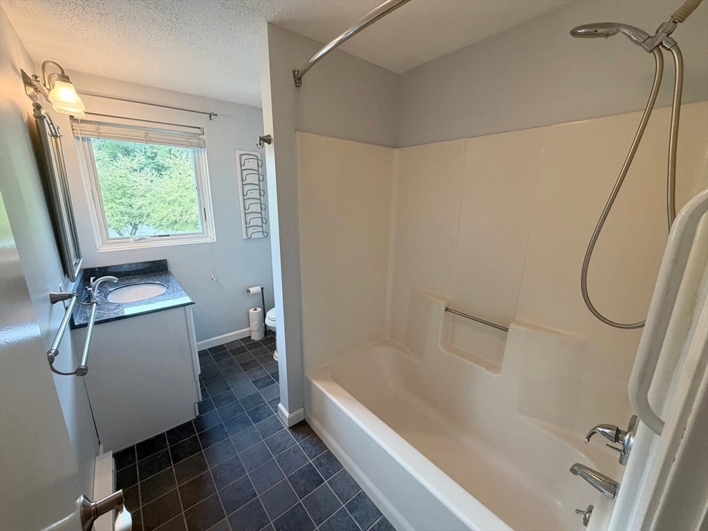 81 Briar Way #81, Greenfield, MA, 81 Briar Way #81, Greenfield, MA Photo #14