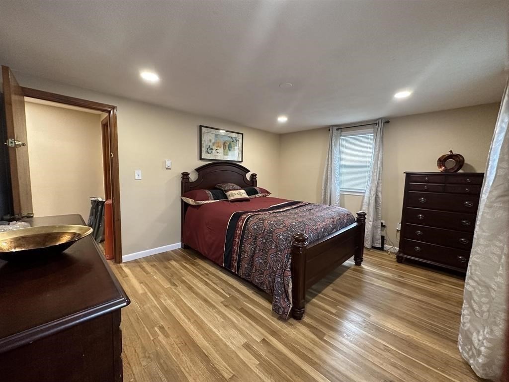 4 Lorraine Ave 4