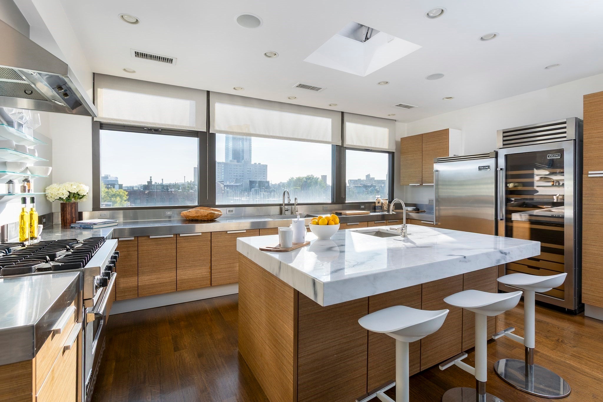 234 W Newton PH