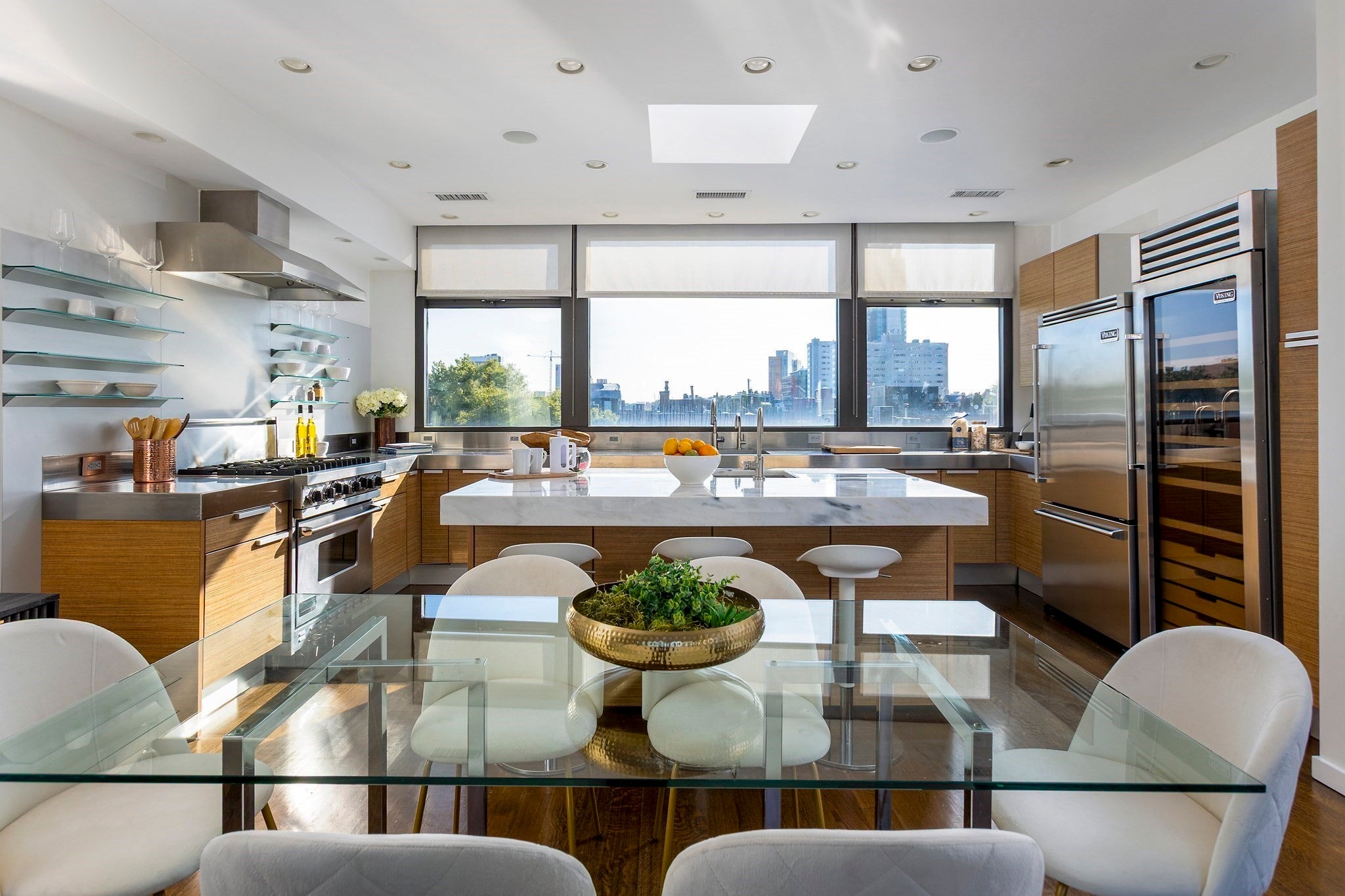 234 W Newton PH