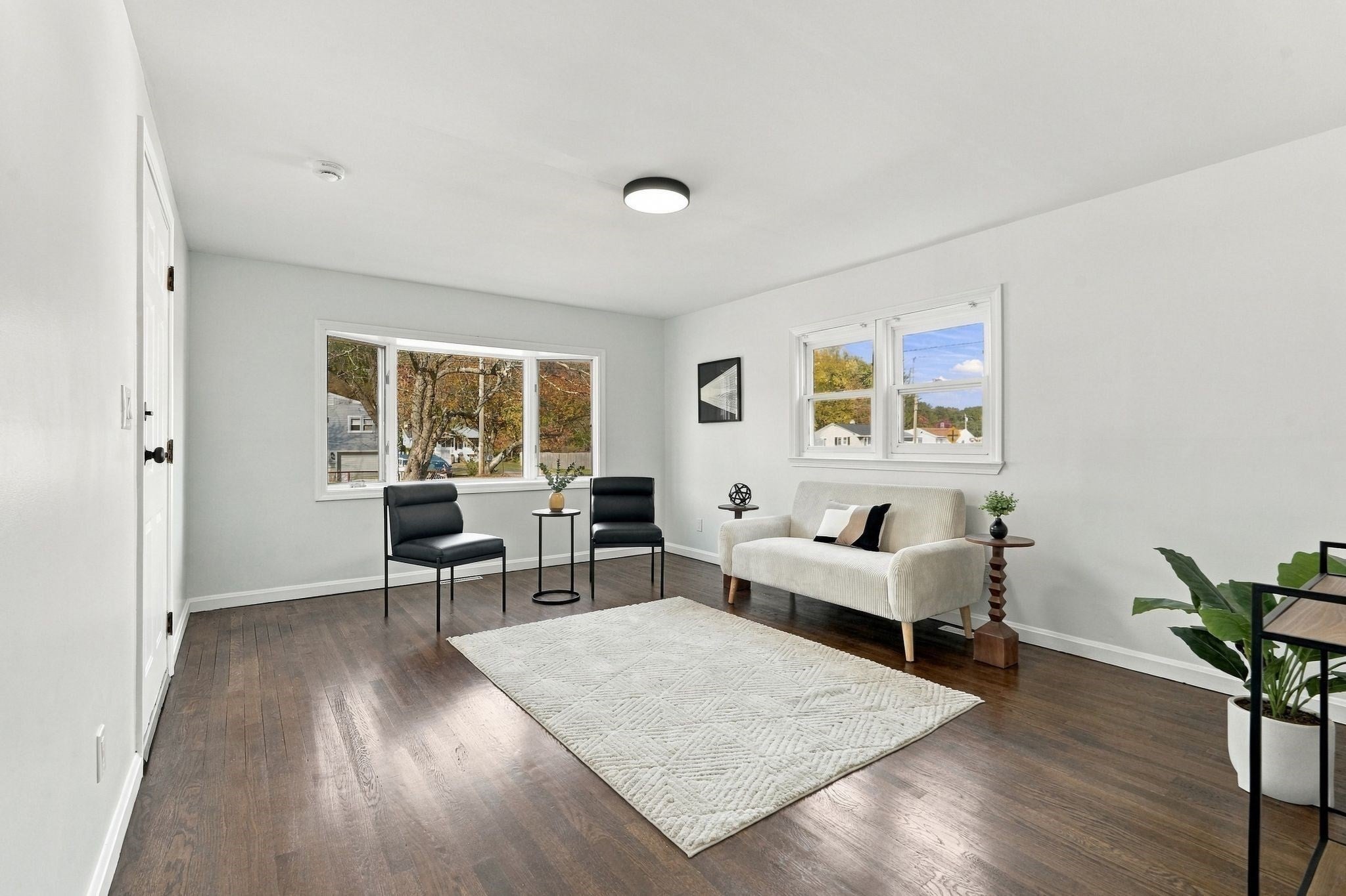 28 New Ludlow Rd, Granby, MA Photo #6