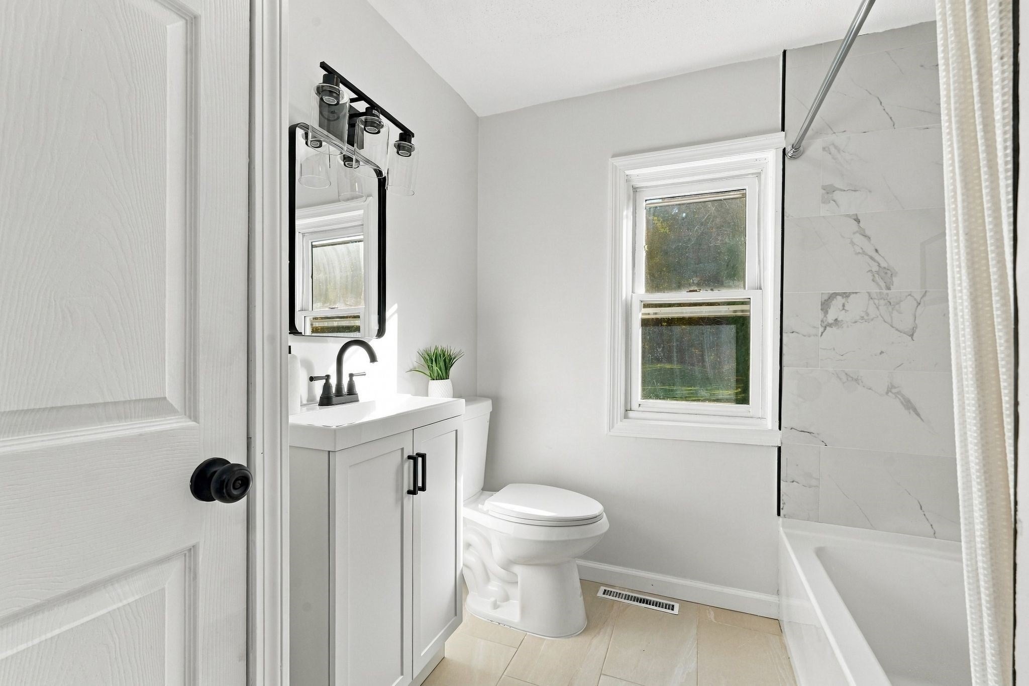 28 New Ludlow Rd, Granby, MA Photo #16