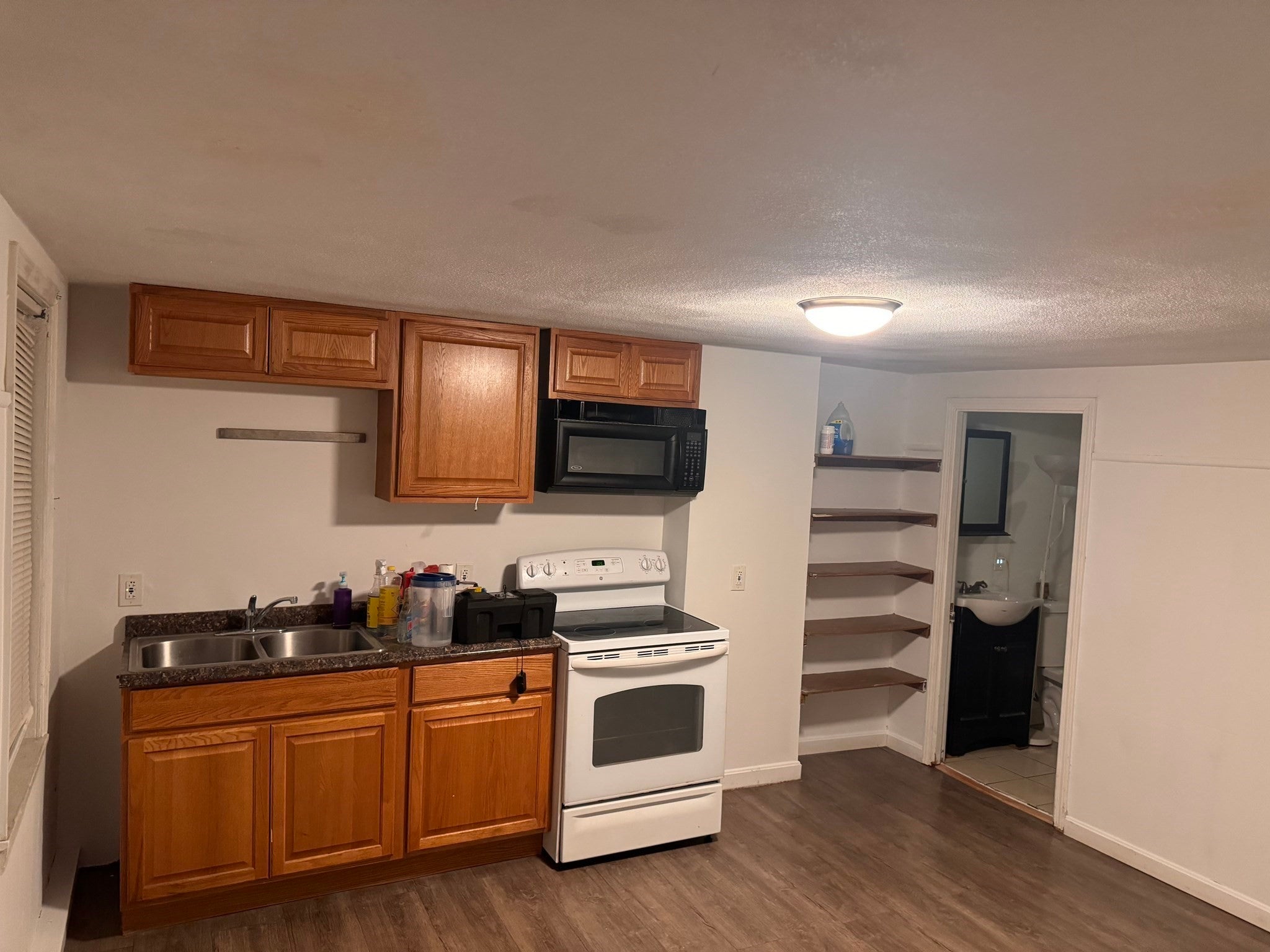 110 Knight Ave, Attleboro, MA, 110 Knight Ave, Attleboro, MA Photo #15