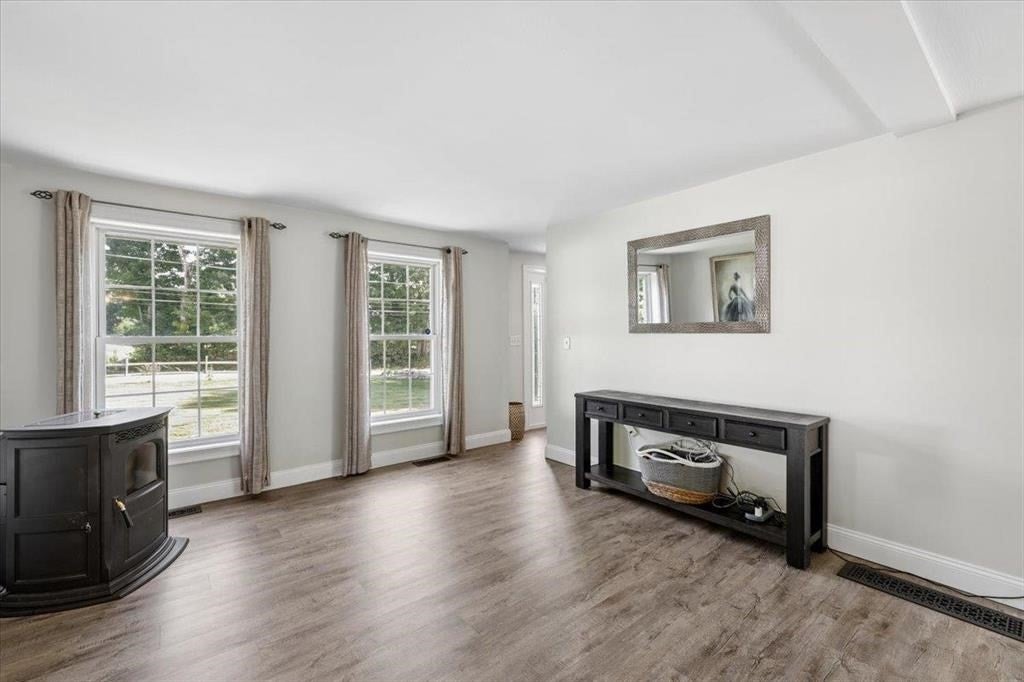 110 Middle Rd, Deerfield, NH Photo #18
