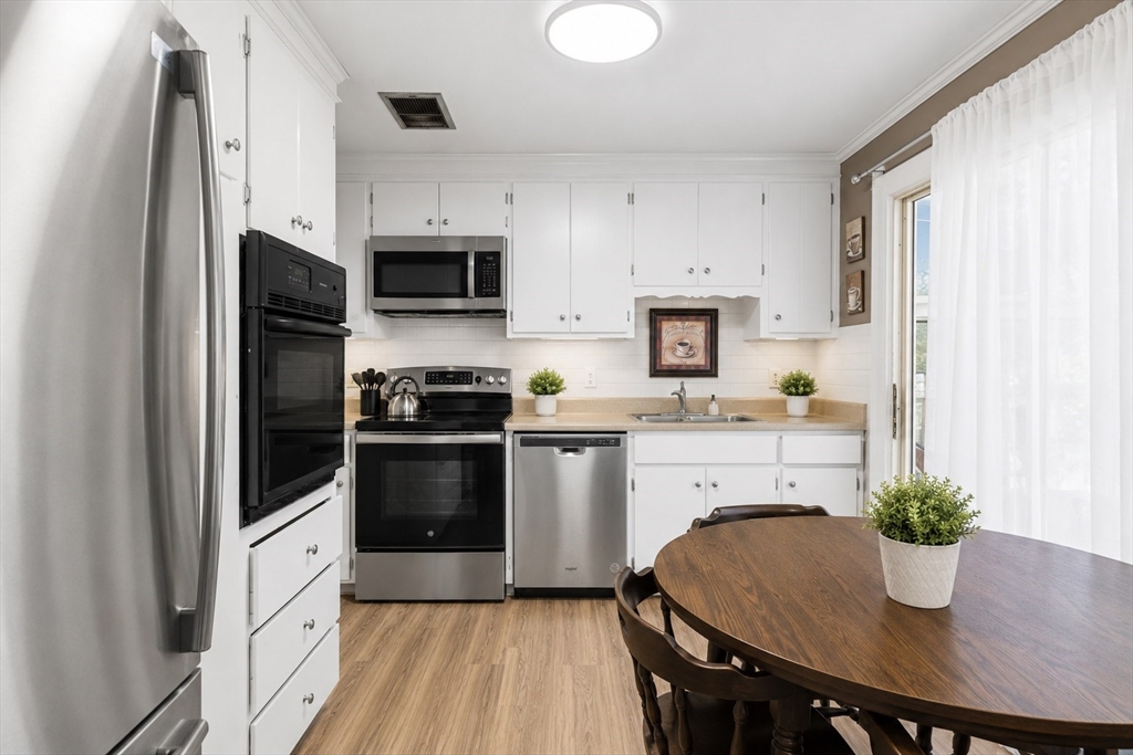 165 King Philip St, Weymouth, MA Photo #13