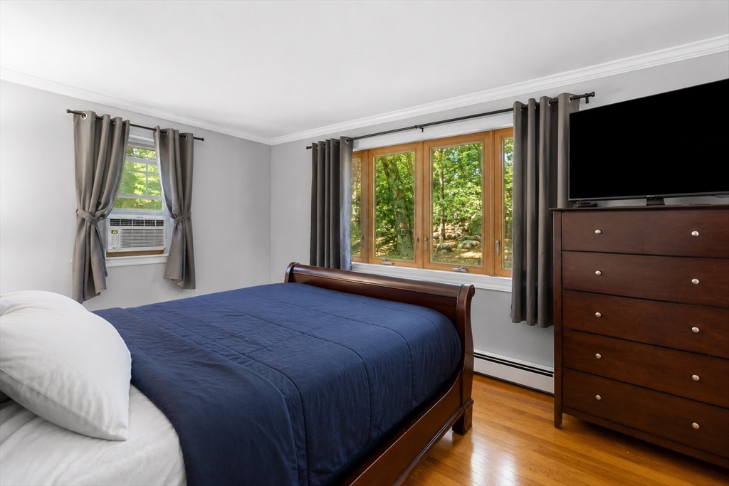 165 King Philip St, Weymouth, MA Photo #18