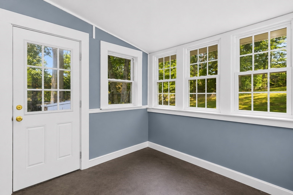 165 King Philip St, Weymouth, MA Photo #17