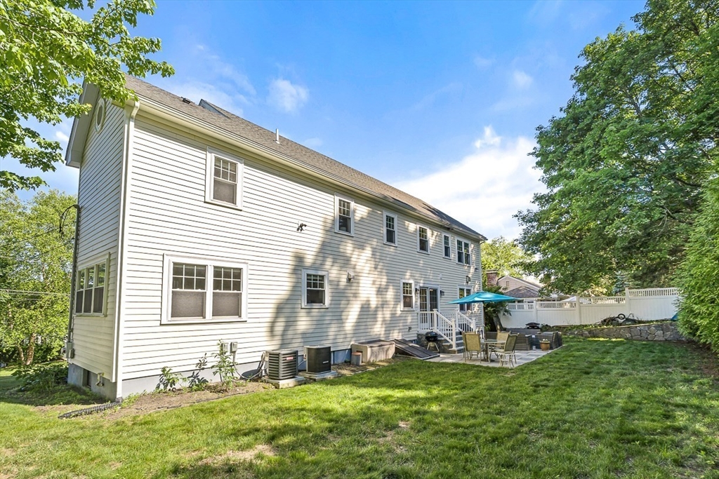 21 Willowdale Road