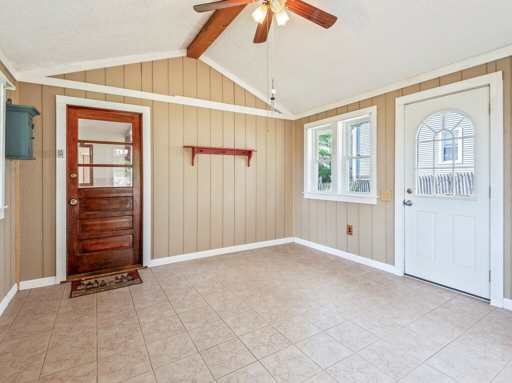 28 Superior Road, Worcester, MA, 28 Superior Road, Worcester, MA Photo #23