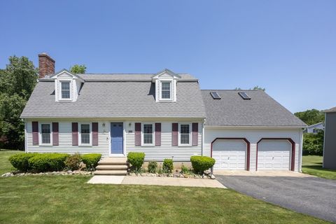 165 Roundtop Rd Marlborough MA 01752