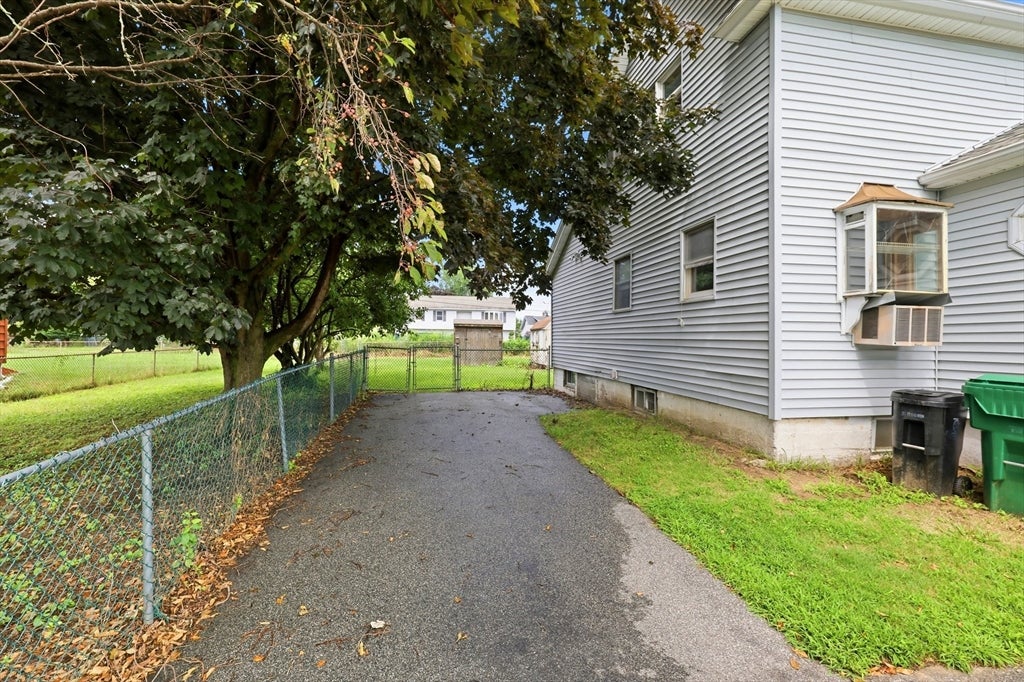 118 Blanchwood Ave, Chicopee, MA, 118 Blanchwood Ave, Chicopee, MA Photo #4