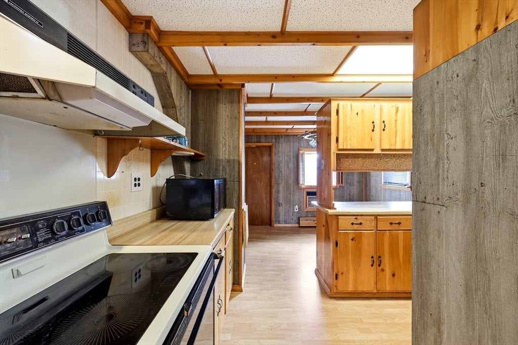 118 Blanchwood Ave, Chicopee, MA, 118 Blanchwood Ave, Chicopee, MA Photo #8
