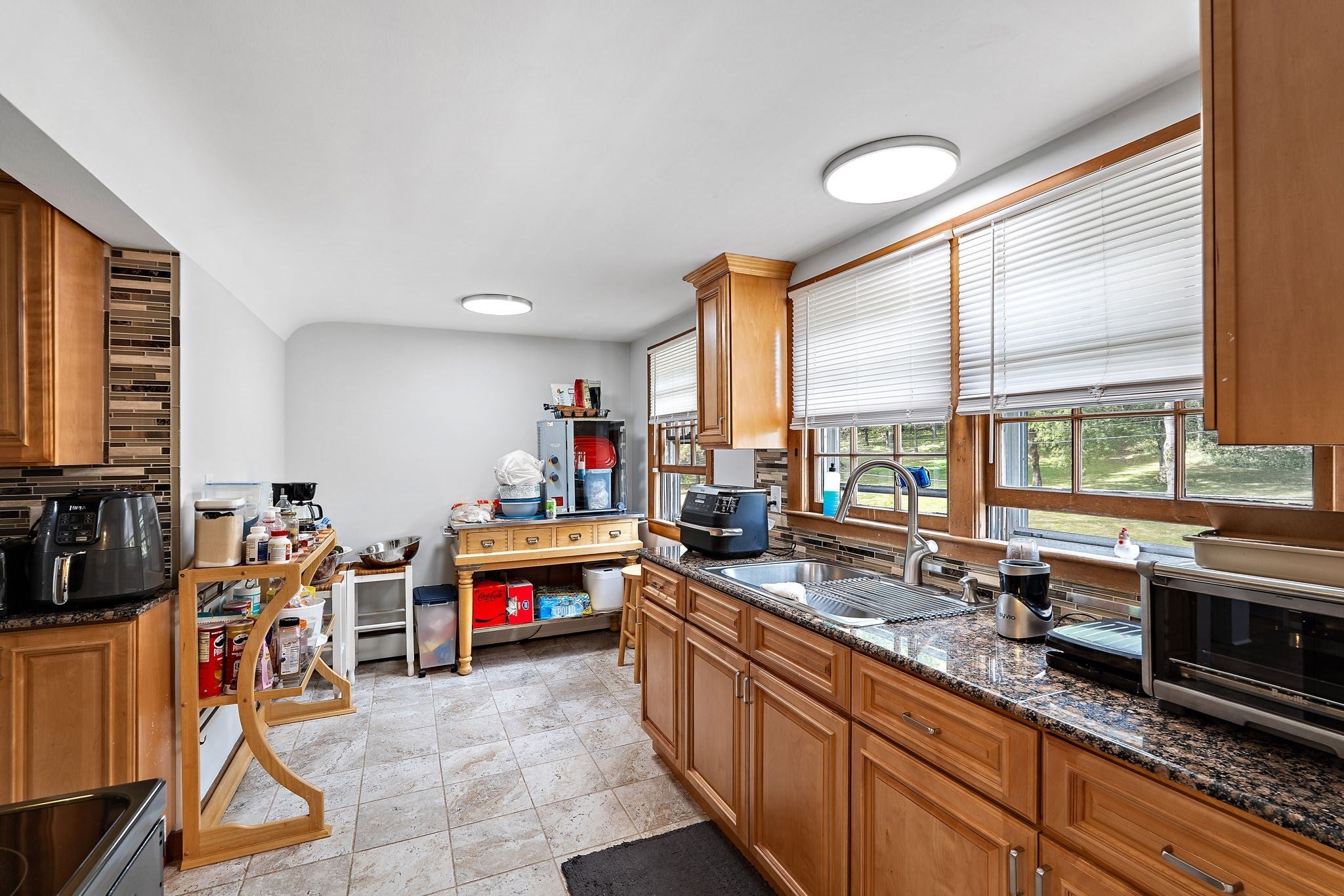 49 South St, Northborough, MA Photo #12