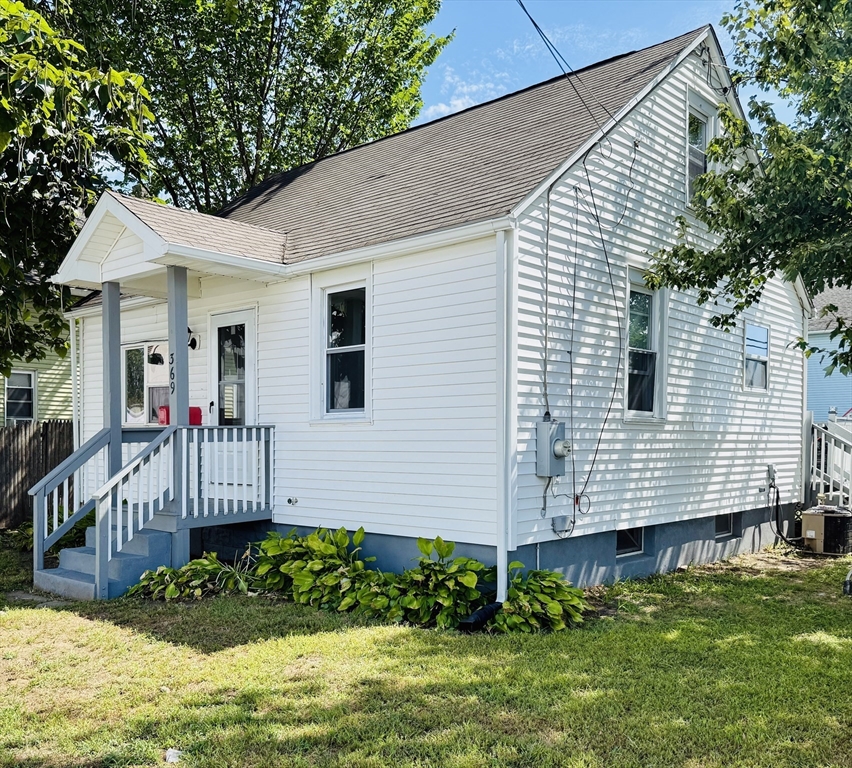 369 Cold Spring Ave