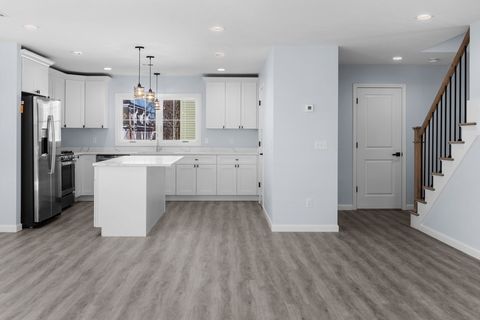 Photo of 206 Durfee St #2B, Fall River, MA 02720 (MLS # 73507892)