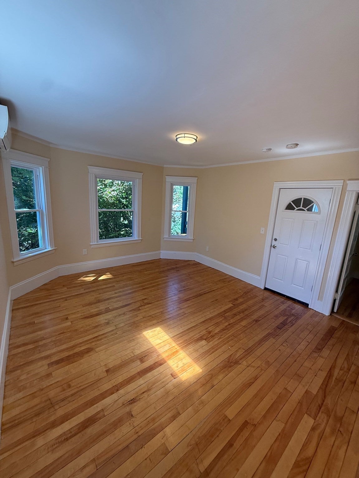 137-A Eastern Ave 3